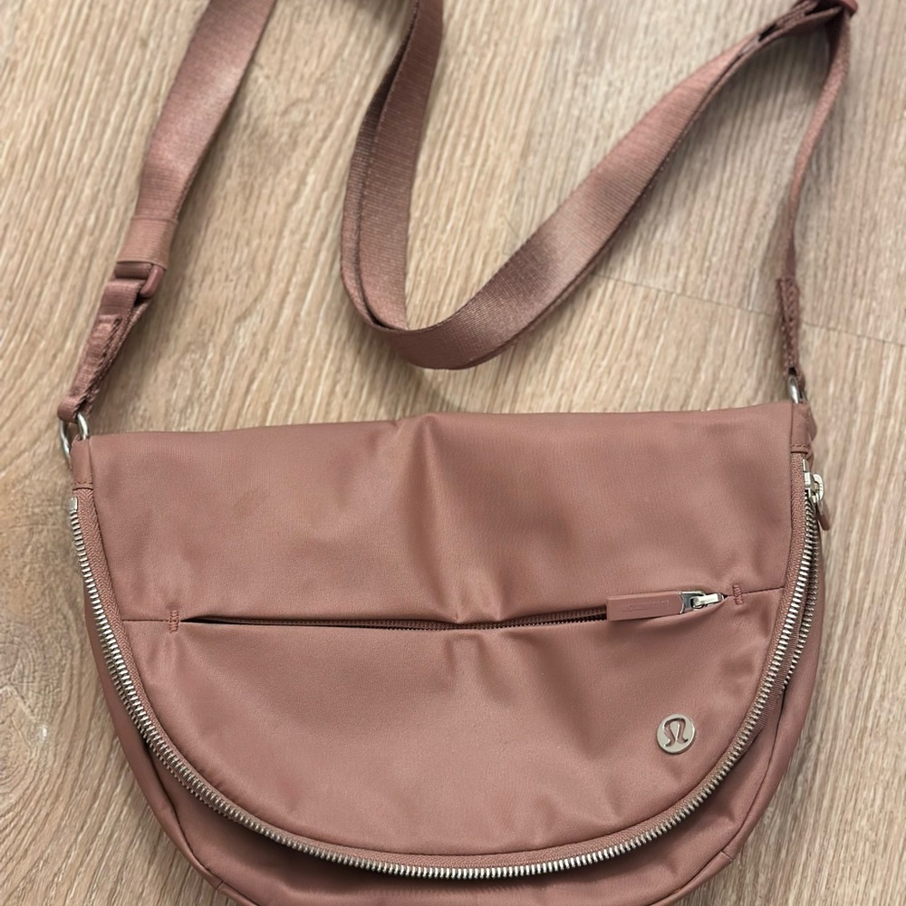 lululemon athletica All Night Festival Bag 5L